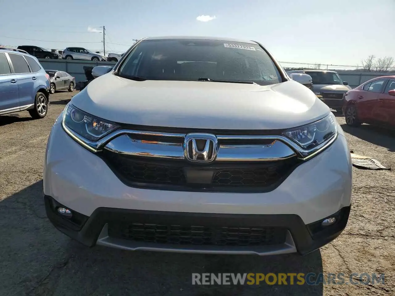 5 Photograph of a damaged car JHLRW2H54KX018712 HONDA CRV 2019