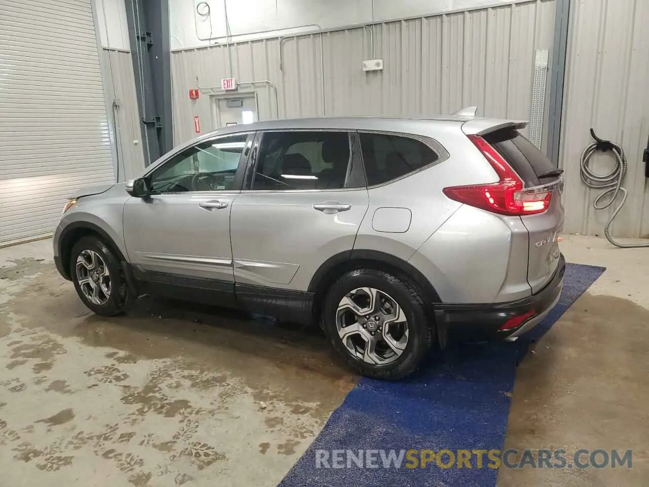 2 Фотография поврежденного автомобиля JHLRW2H55KX000851 HONDA CRV 2019