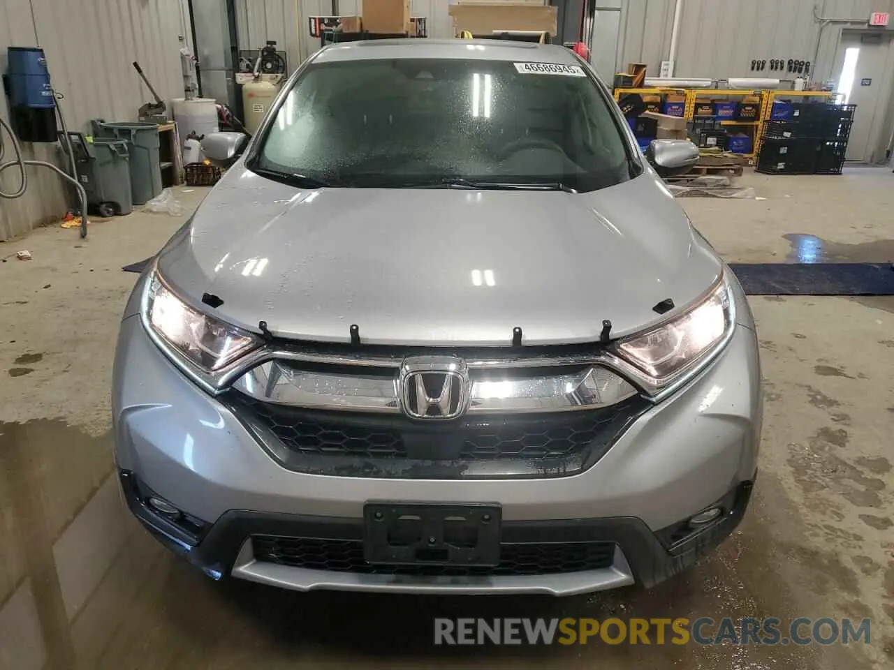 5 Фотография поврежденного автомобиля JHLRW2H55KX000851 HONDA CRV 2019