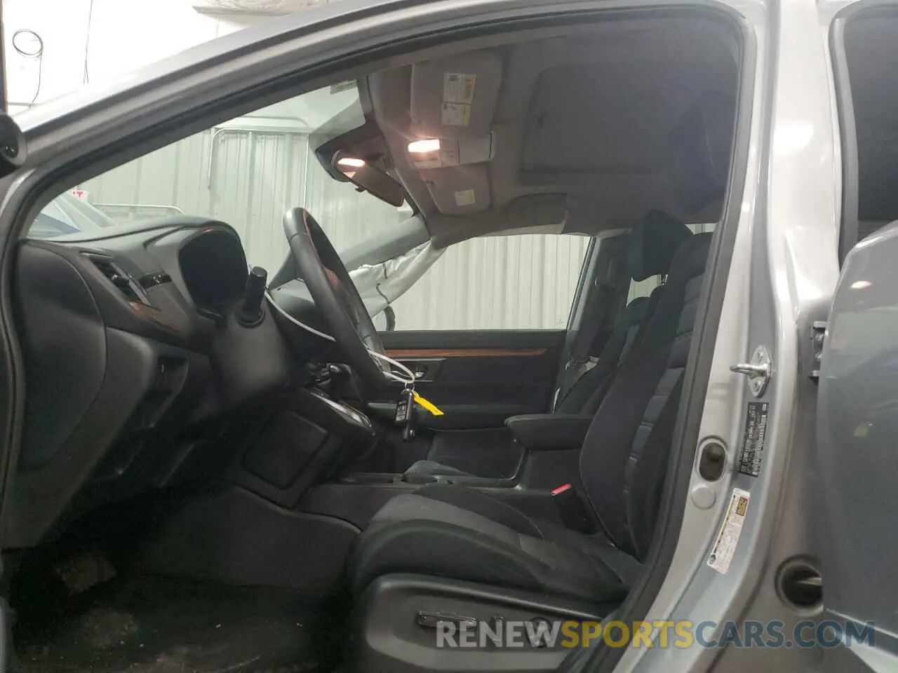7 Фотография поврежденного автомобиля JHLRW2H55KX000851 HONDA CRV 2019