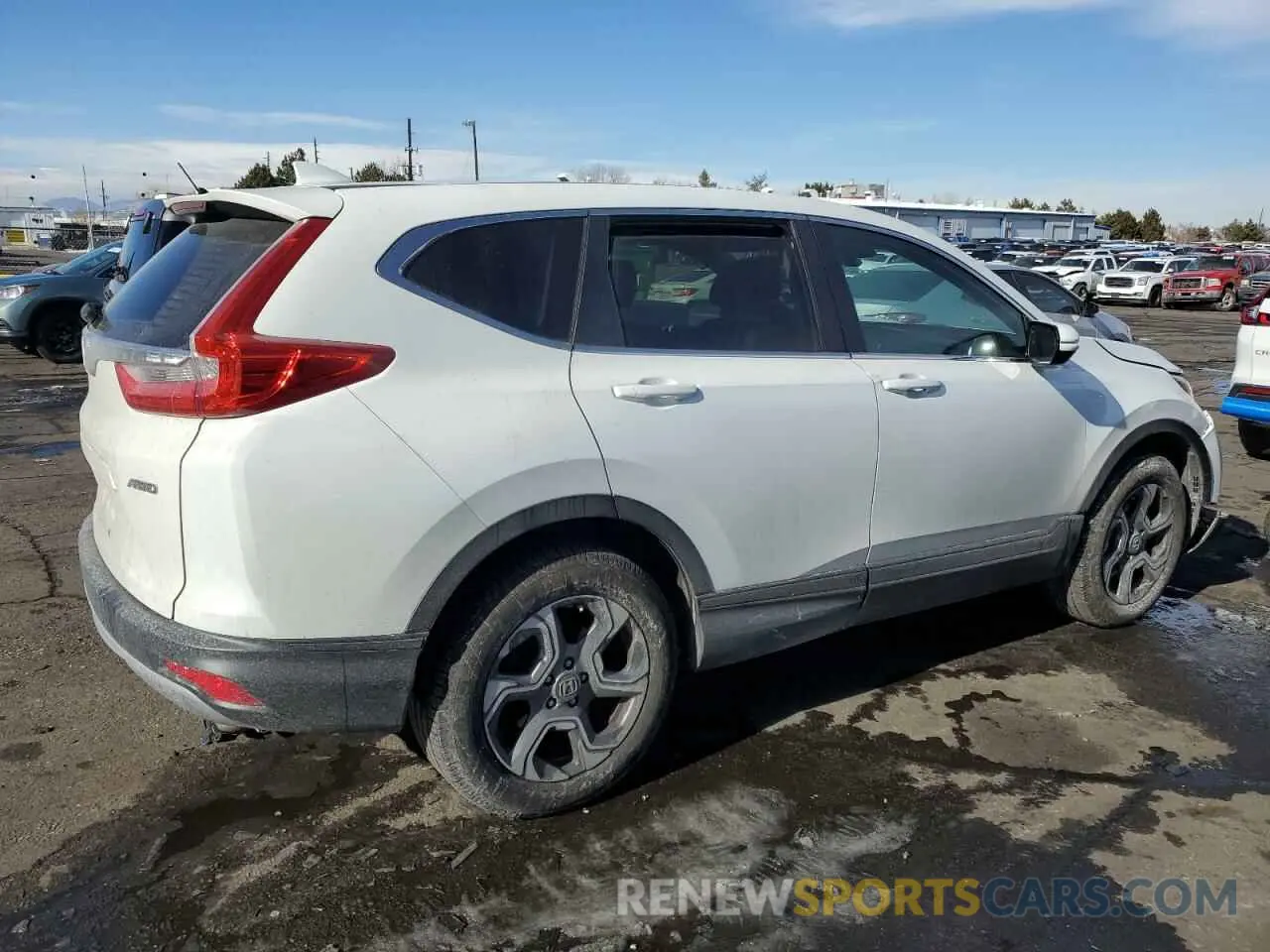 3 Фотография поврежденного автомобиля JHLRW2H57KX009938 HONDA CRV 2019