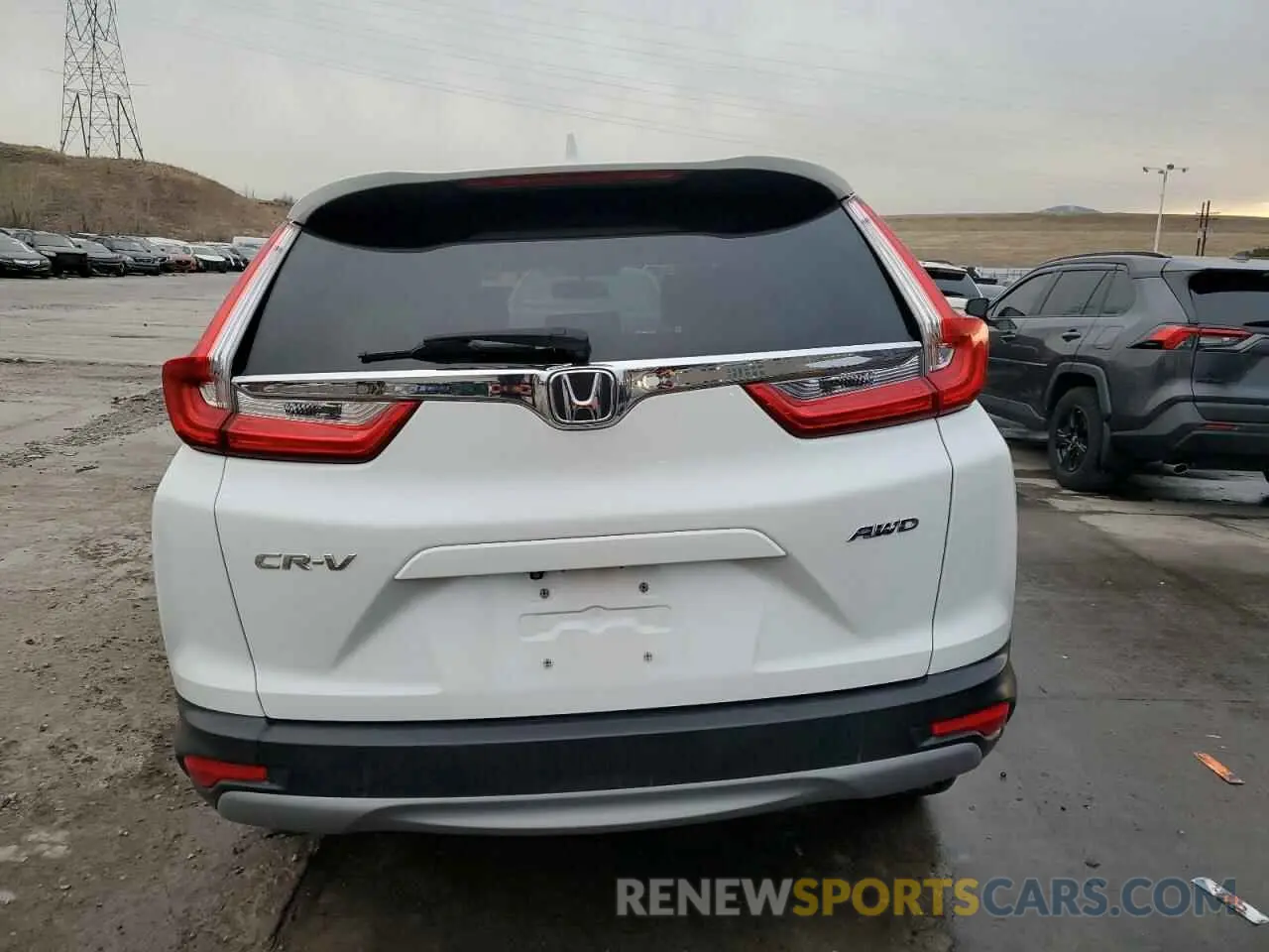 6 Photograph of a damaged car JHLRW2H80KX007748 HONDA CRV 2019