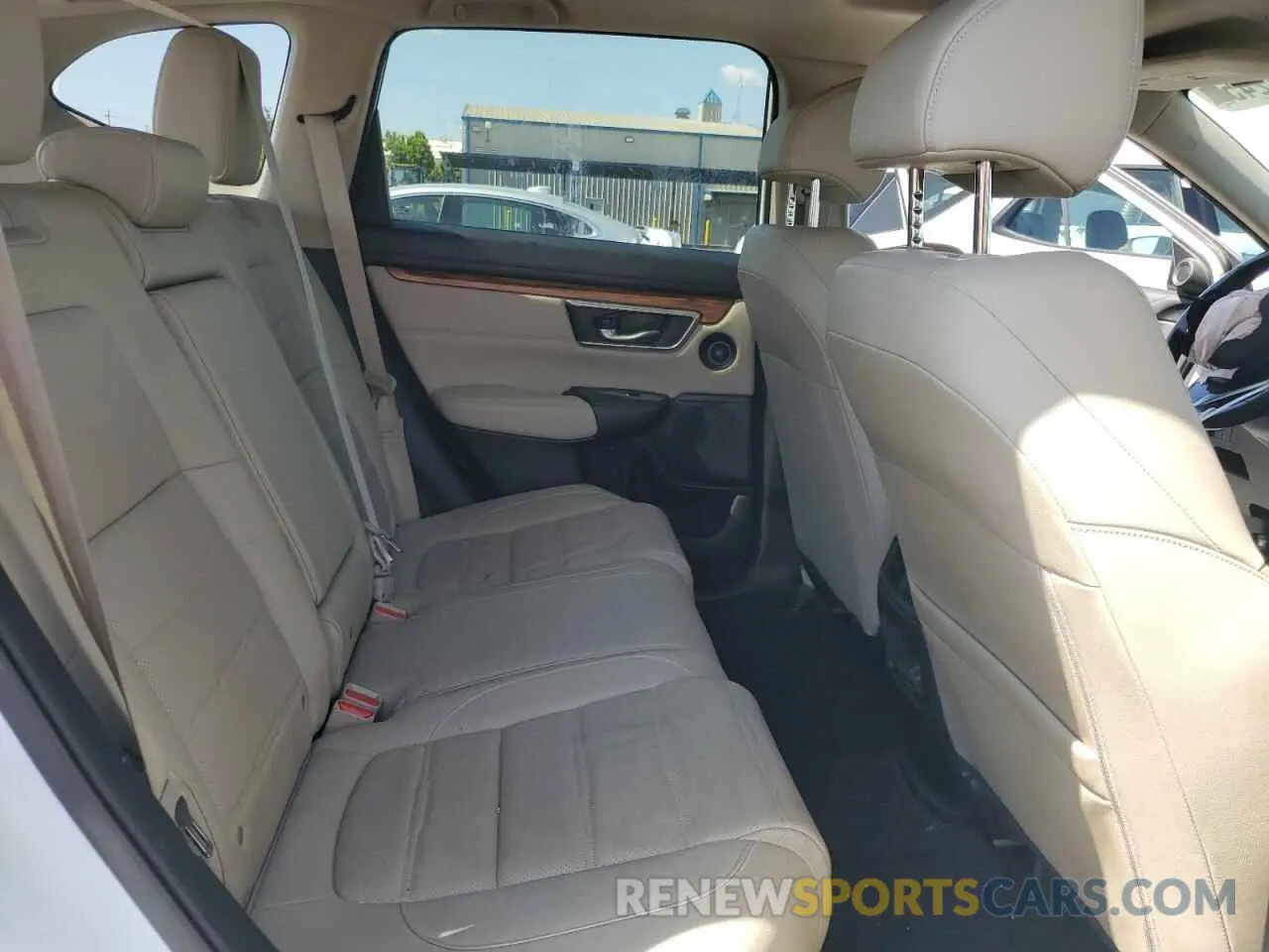 11 Photograph of a damaged car JHLRW2H89KX013029 HONDA CRV 2019