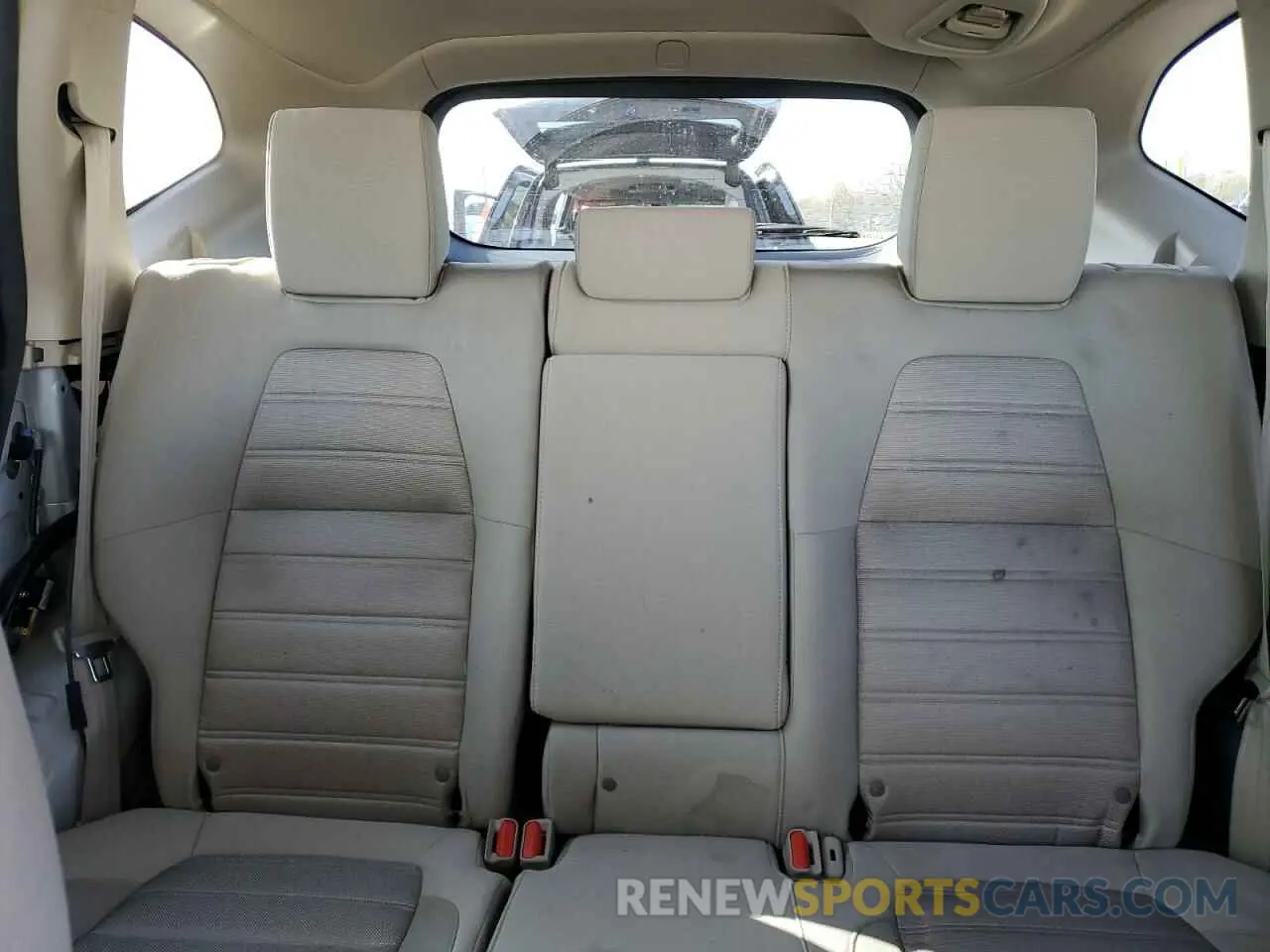 10 Photograph of a damaged car 2HKRW1H25LH402430 HONDA CRV 2020