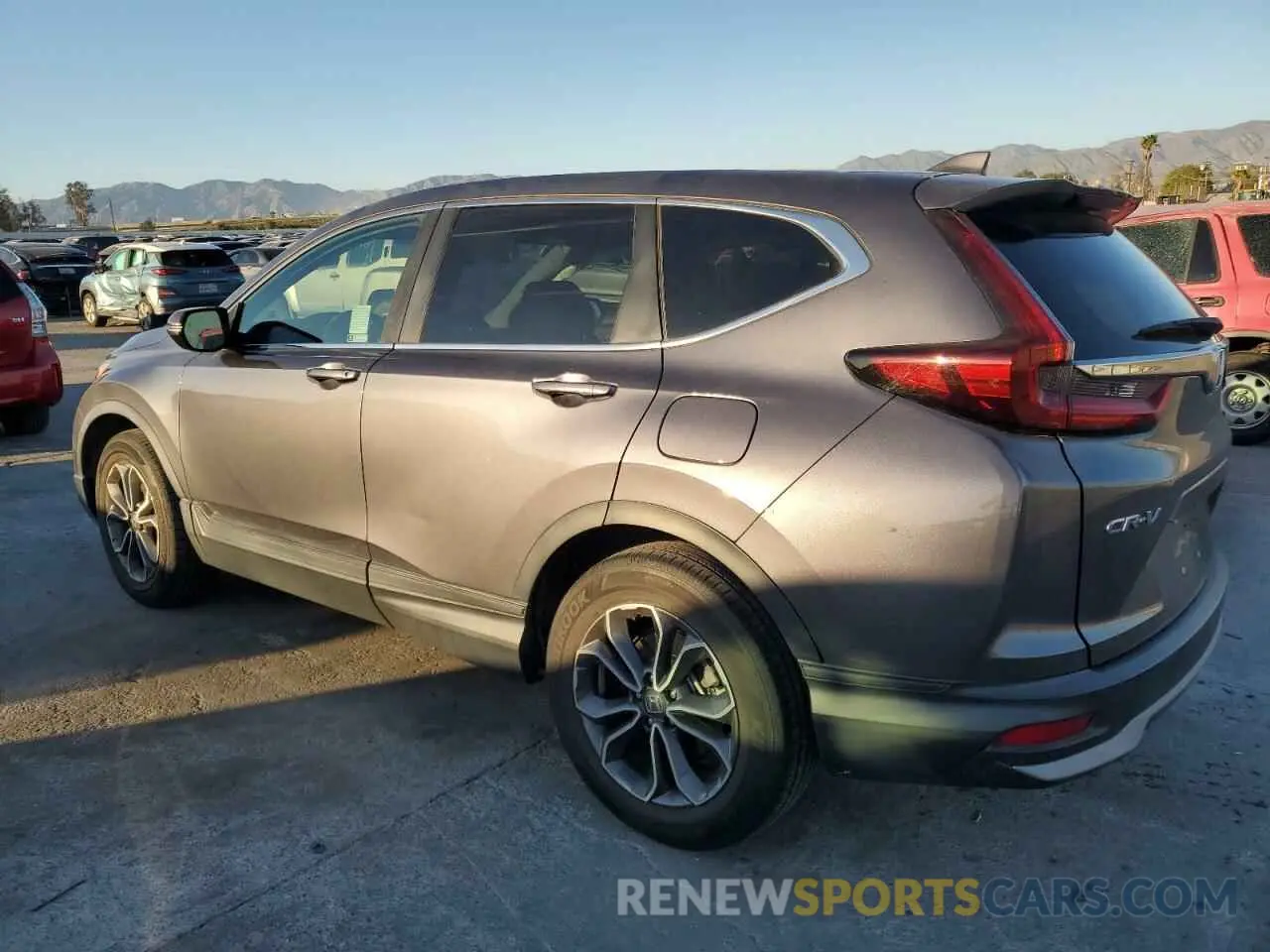 2 Photograph of a damaged car 2HKRW1H5XLH423073 HONDA CRV 2020