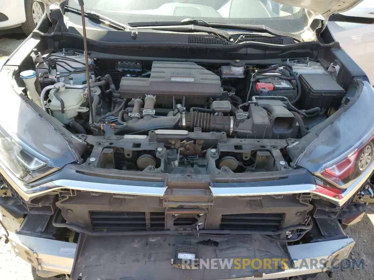 11 Photograph of a damaged car 2HKRW1H80LH416370 HONDA CRV 2020