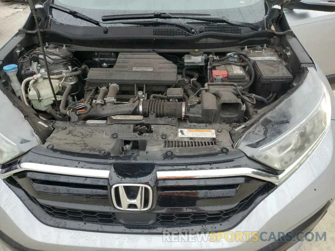 11 Photograph of a damaged car 2HKRW1H83LH426326 HONDA CRV 2020