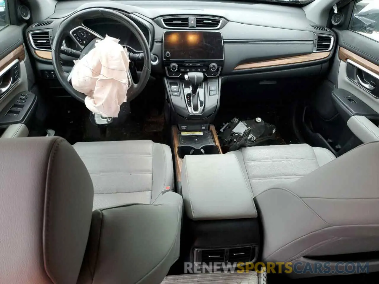 8 Photograph of a damaged car 2HKRW1H95LH402540 HONDA CRV 2020