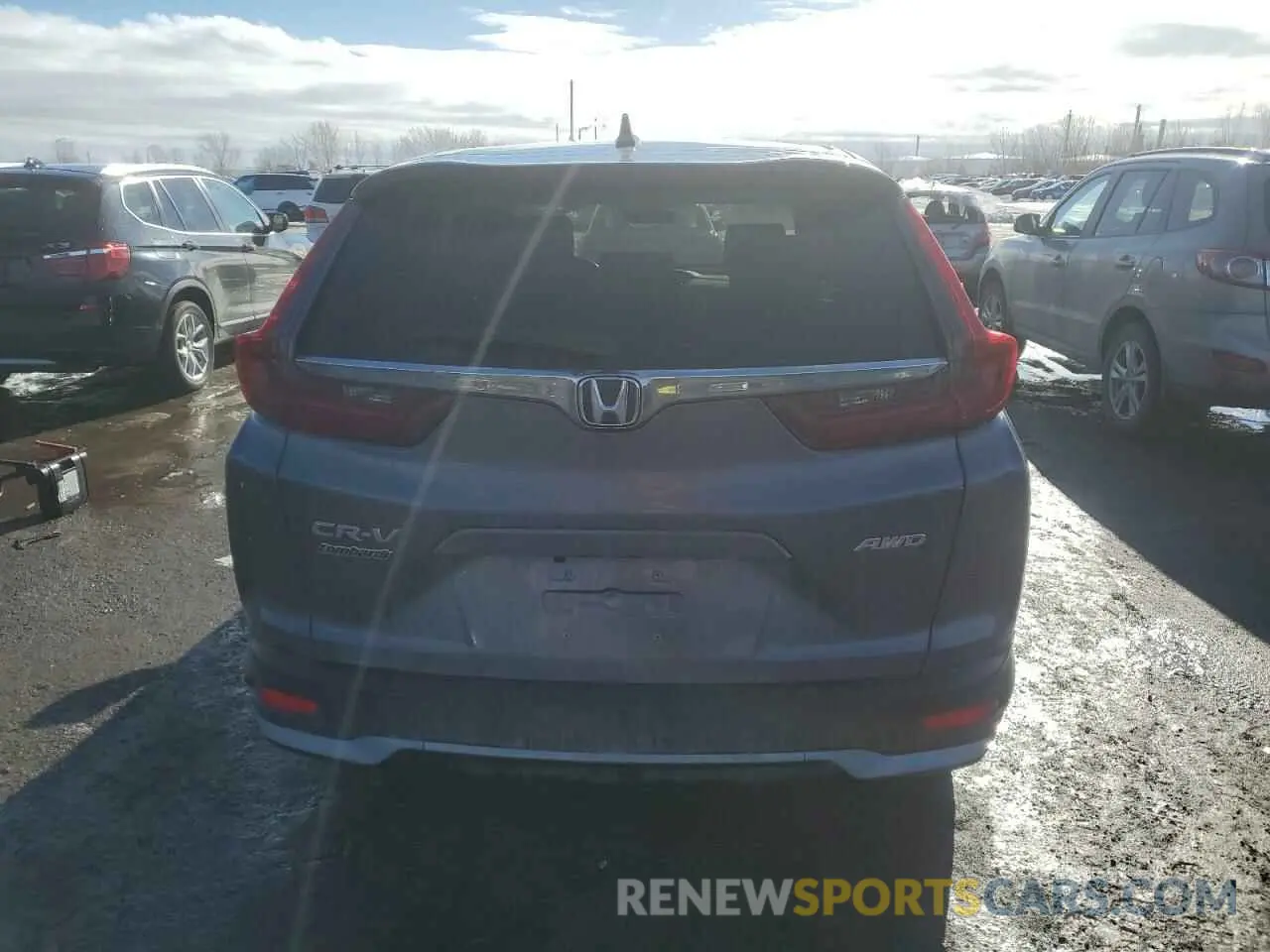 6 Photograph of a damaged car 2HKRW2H22LH240973 HONDA CRV 2020