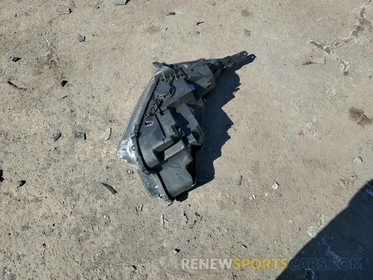 13 Photograph of a damaged car 2HKRW2H24LH610207 HONDA CRV 2020