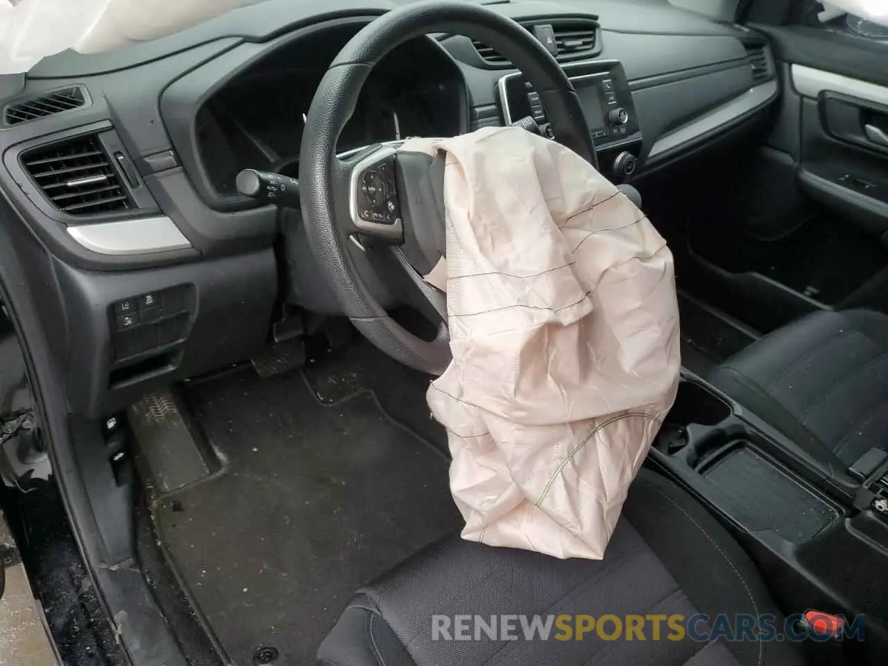 8 Photograph of a damaged car 2HKRW2H25LH647203 HONDA CRV 2020
