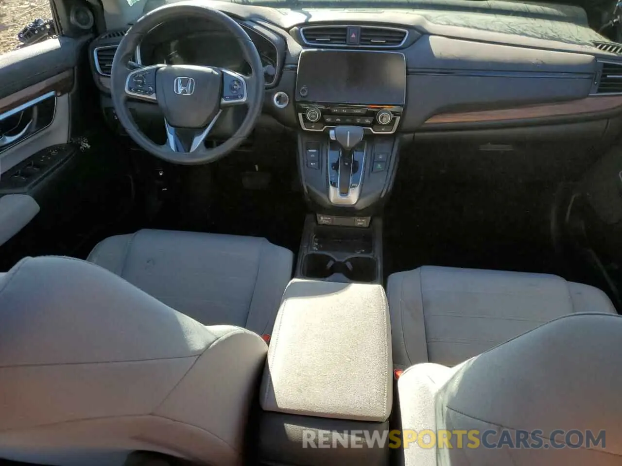 8 Photograph of a damaged car 2HKRW2H50LH695895 HONDA CRV 2020