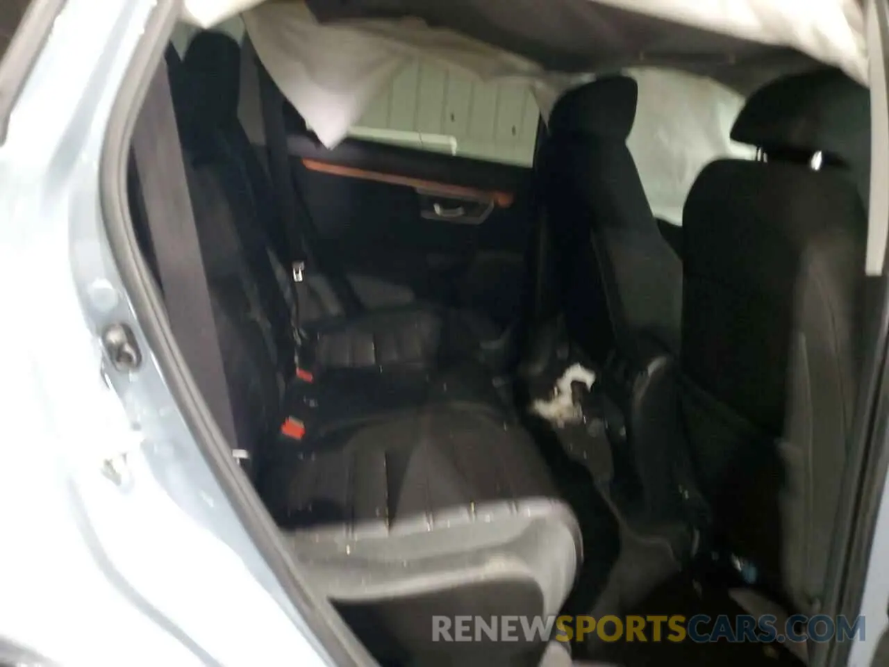 11 Photograph of a damaged car 2HKRW2H55LH636762 HONDA CRV 2020