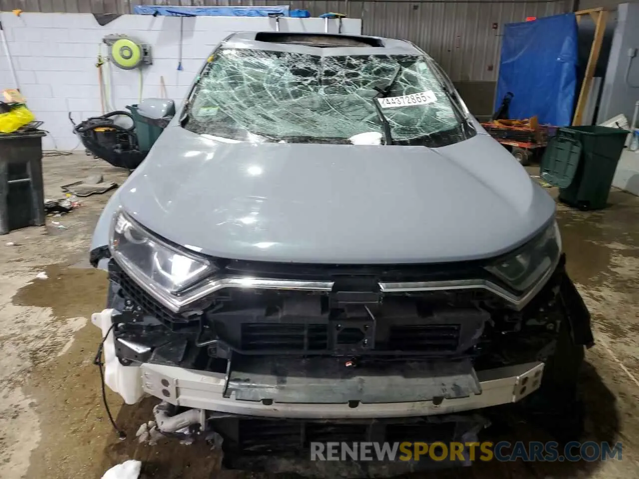 5 Photograph of a damaged car 2HKRW2H55LH636762 HONDA CRV 2020