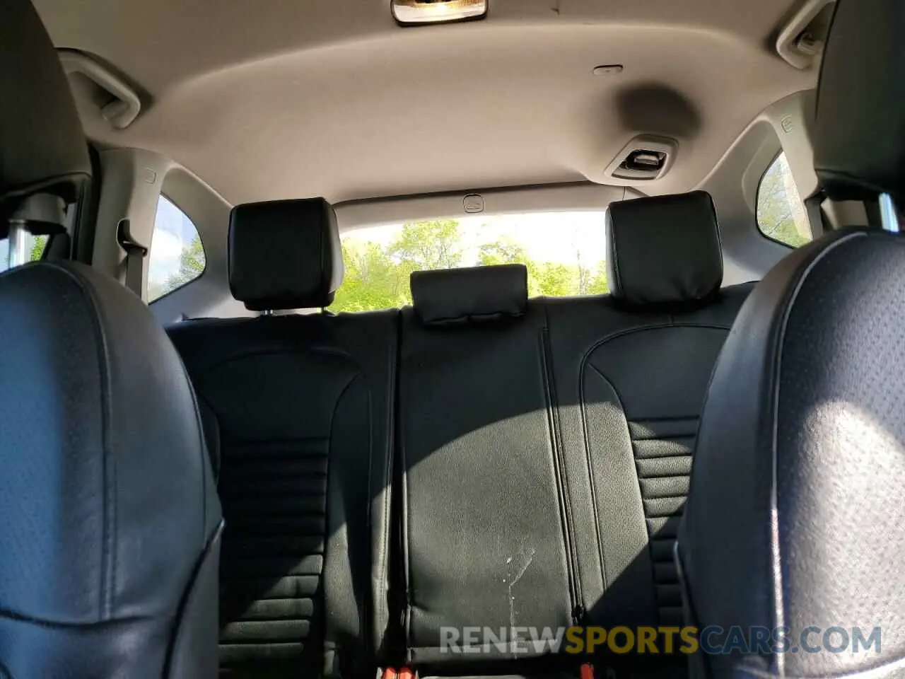 10 Photograph of a damaged car 2HKRW2H55LH661161 HONDA CRV 2020