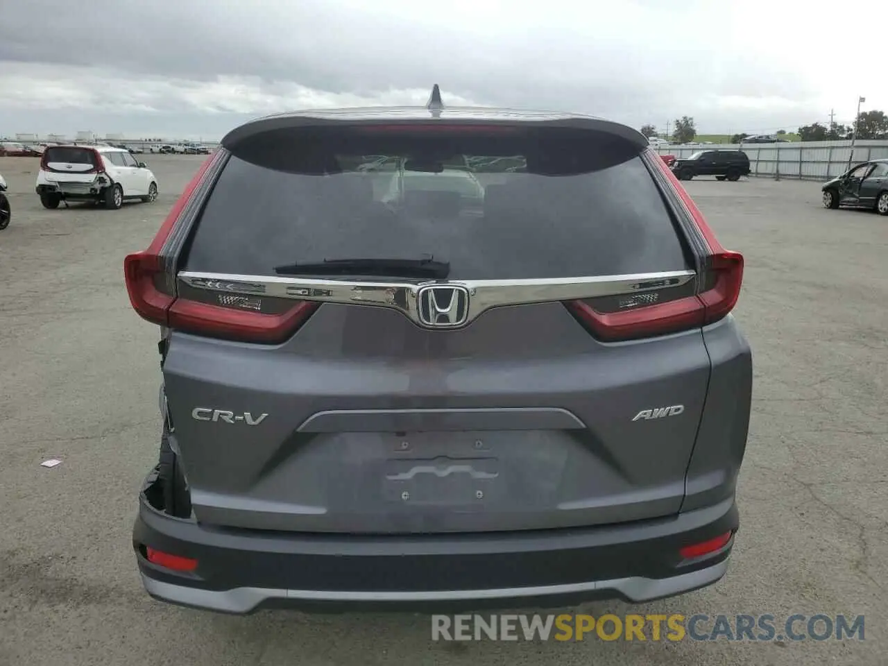 6 Photograph of a damaged car 2HKRW2H59LH671546 HONDA CRV 2020