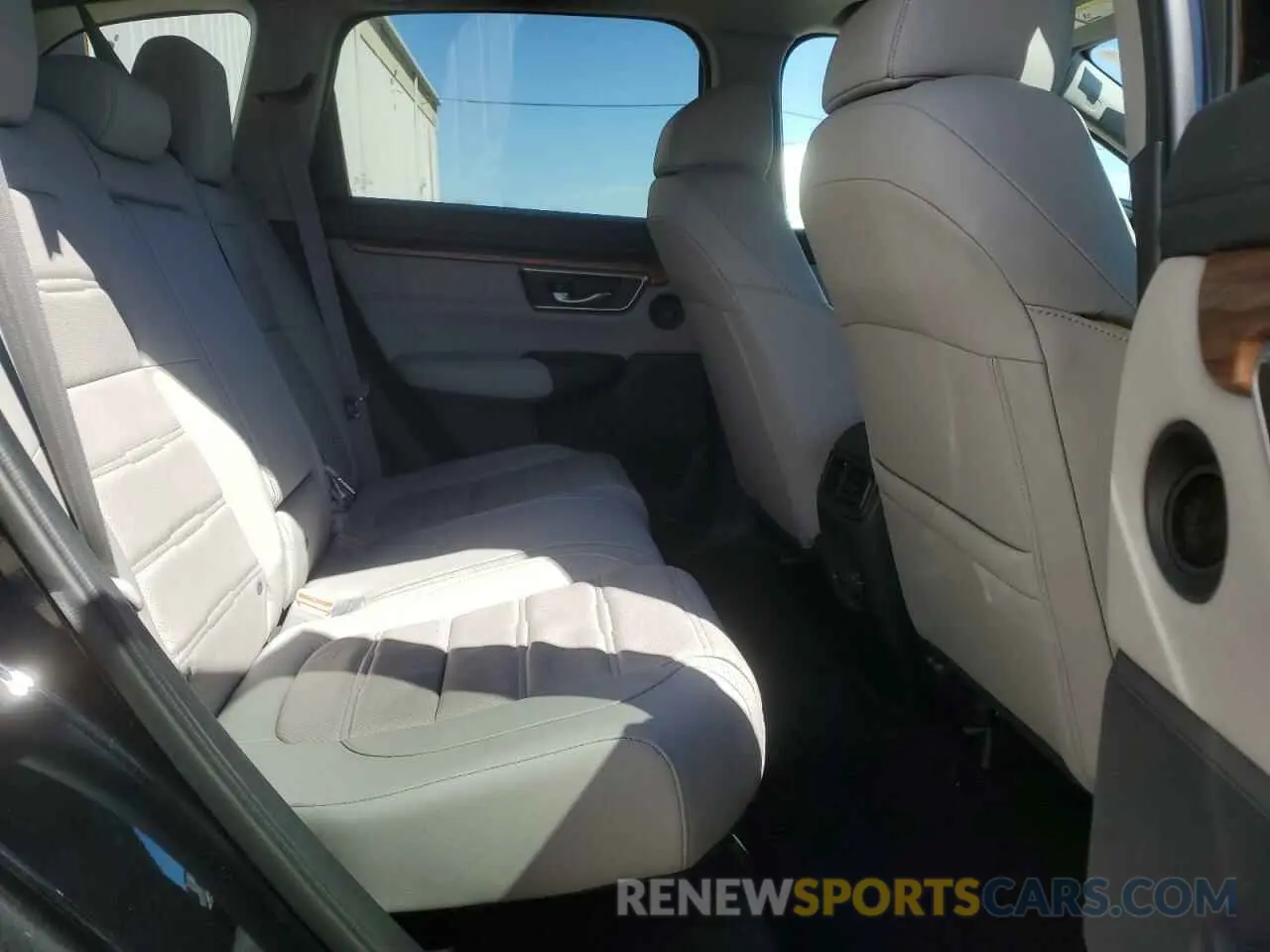 11 Фотография поврежденного автомобиля 2HKRW2H81LH637319 HONDA CRV 2020