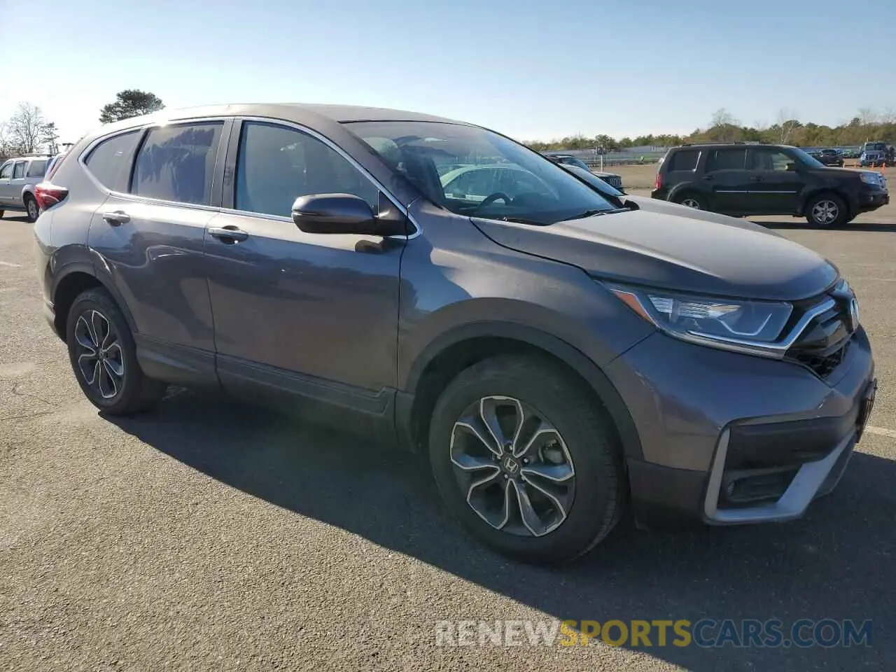 4 Photograph of a damaged car 2HKRW2H82LH700833 HONDA CRV 2020