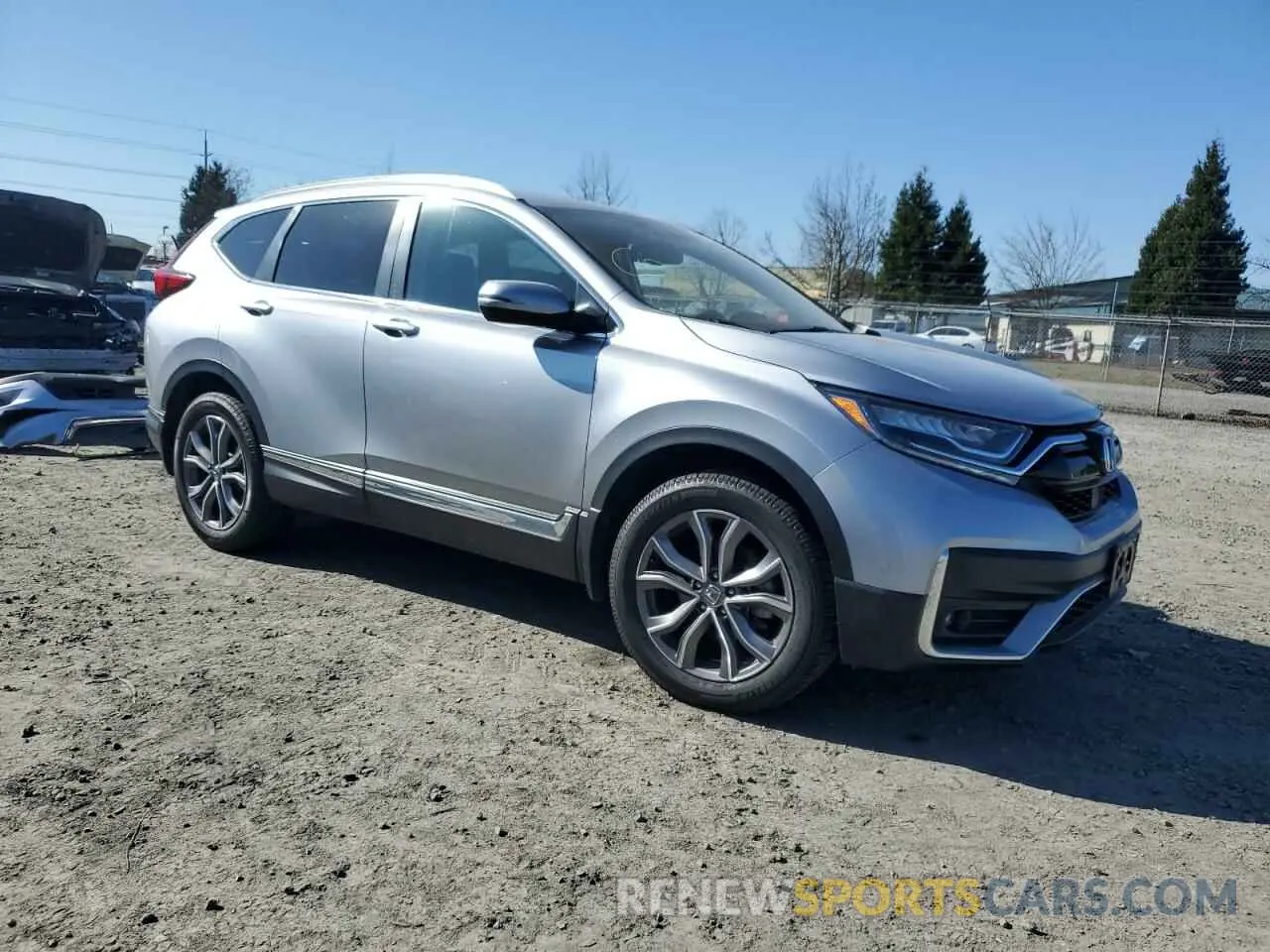 4 Photograph of a damaged car 2HKRW2H93LH650856 HONDA CRV 2020