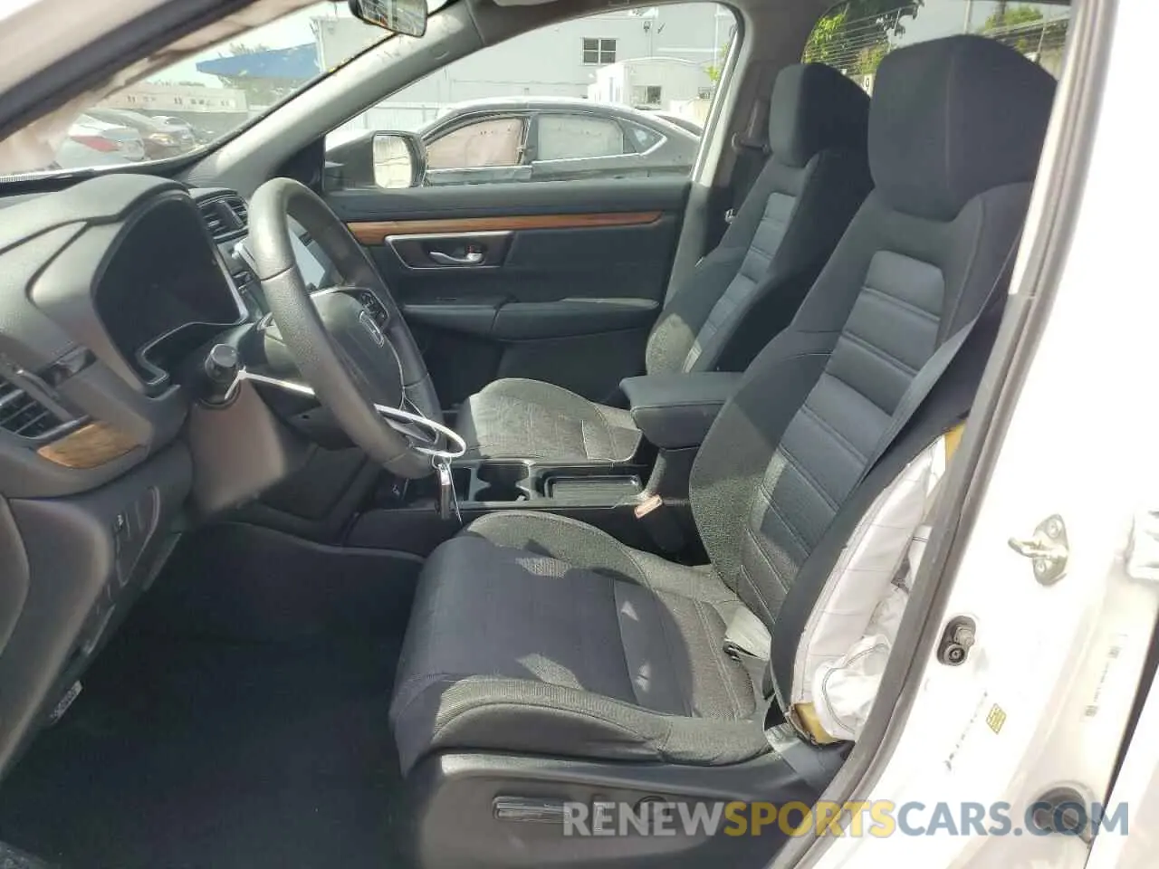 7 Photograph of a damaged car 5J6RW1H58LL014057 HONDA CRV 2020