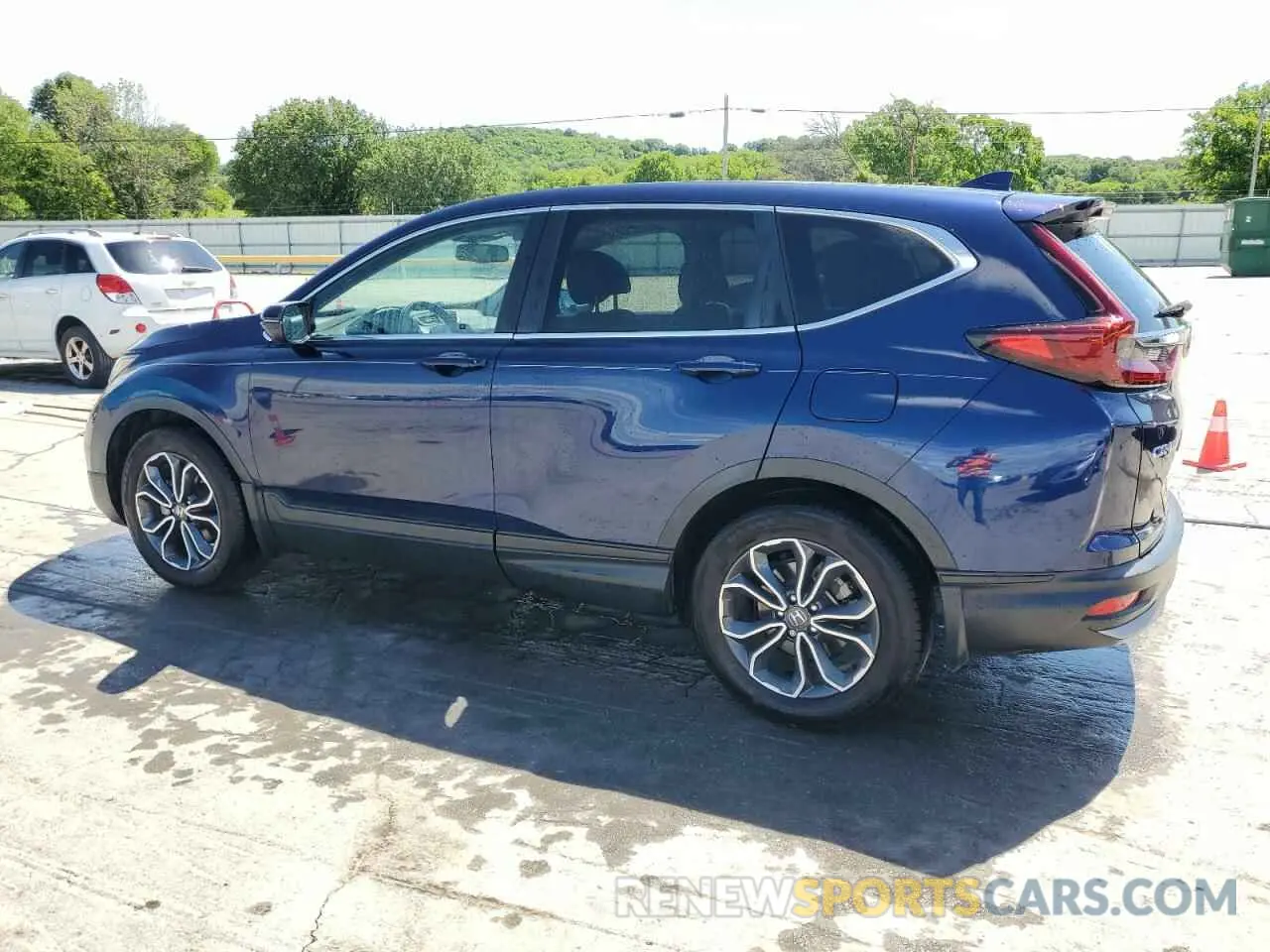 2 Photograph of a damaged car 5J6RW1H86LL005111 HONDA CRV 2020