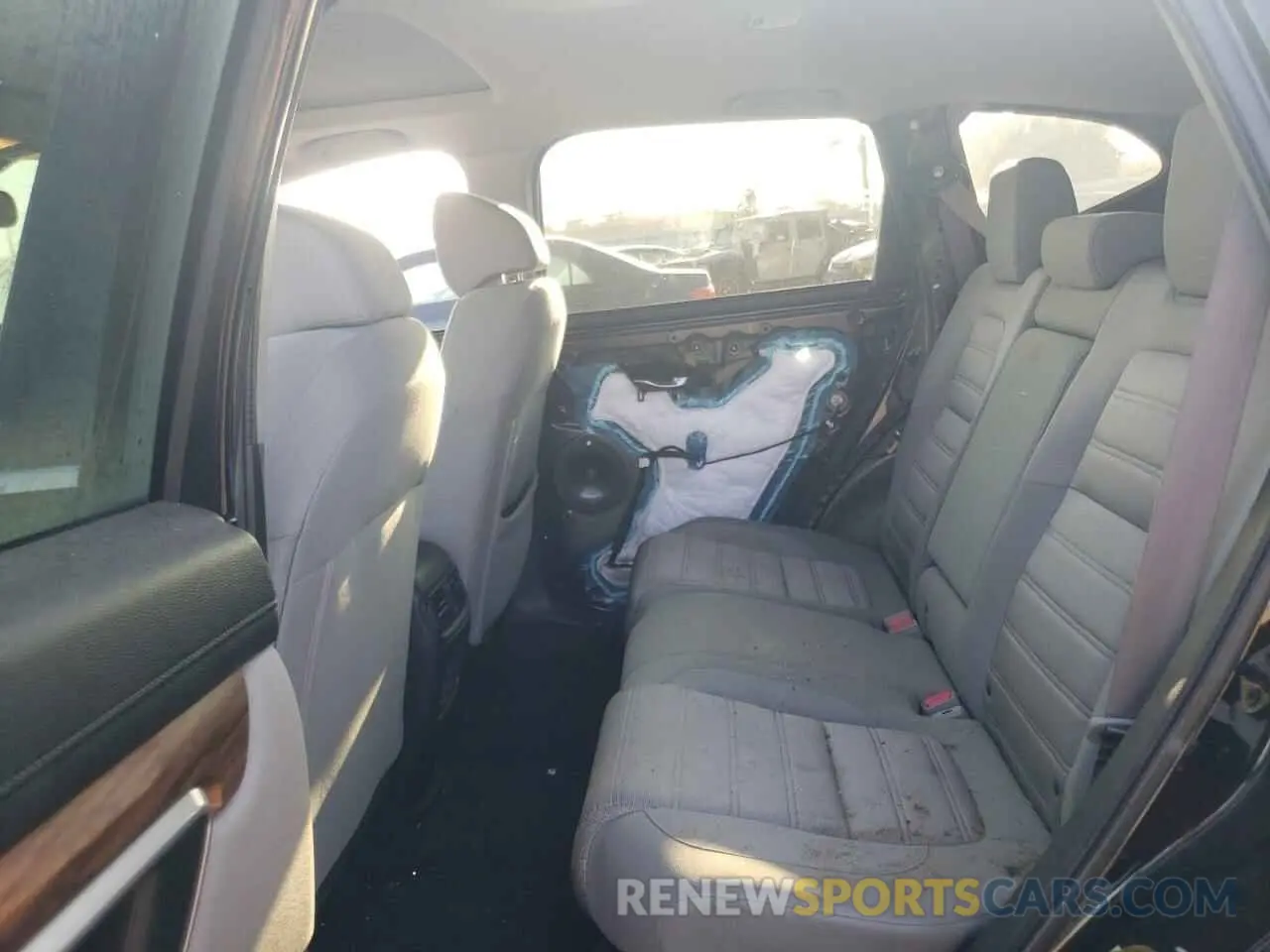 11 Photograph of a damaged car 5J6RW2H5XLA015518 HONDA CRV 2020