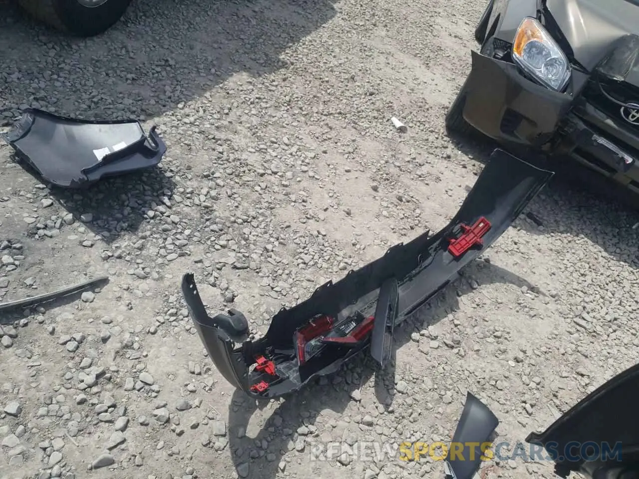 13 Photograph of a damaged car 5J6RW2H81LL027166 HONDA CRV 2020