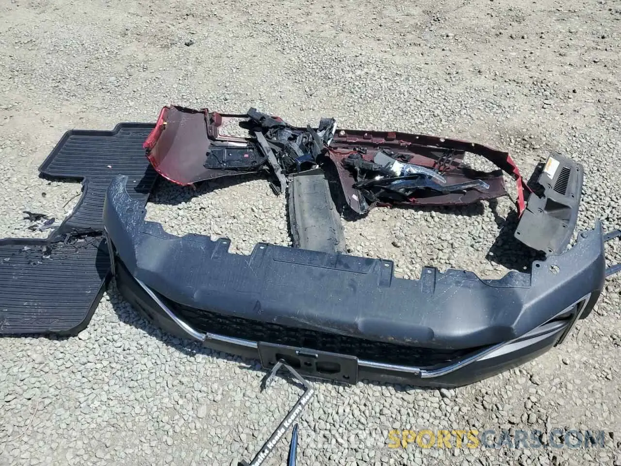 13 Photograph of a damaged car 5J6RW2H96LL006113 HONDA CRV 2020