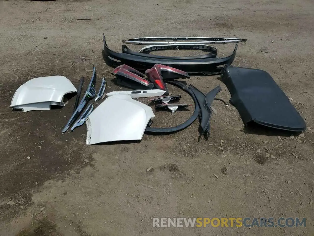 13 Photograph of a damaged car 7FART6H9XLE020917 HONDA CRV 2020