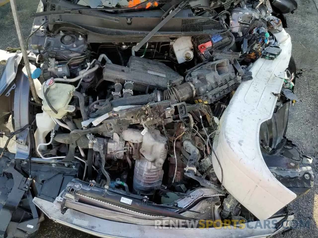 12 Photograph of a damaged car 7FARW1H51LE027987 HONDA CRV 2020