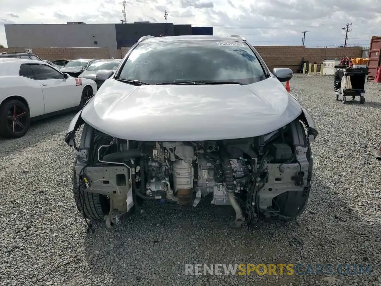 5 Photograph of a damaged car 7FARW1H90LE001447 HONDA CRV 2020