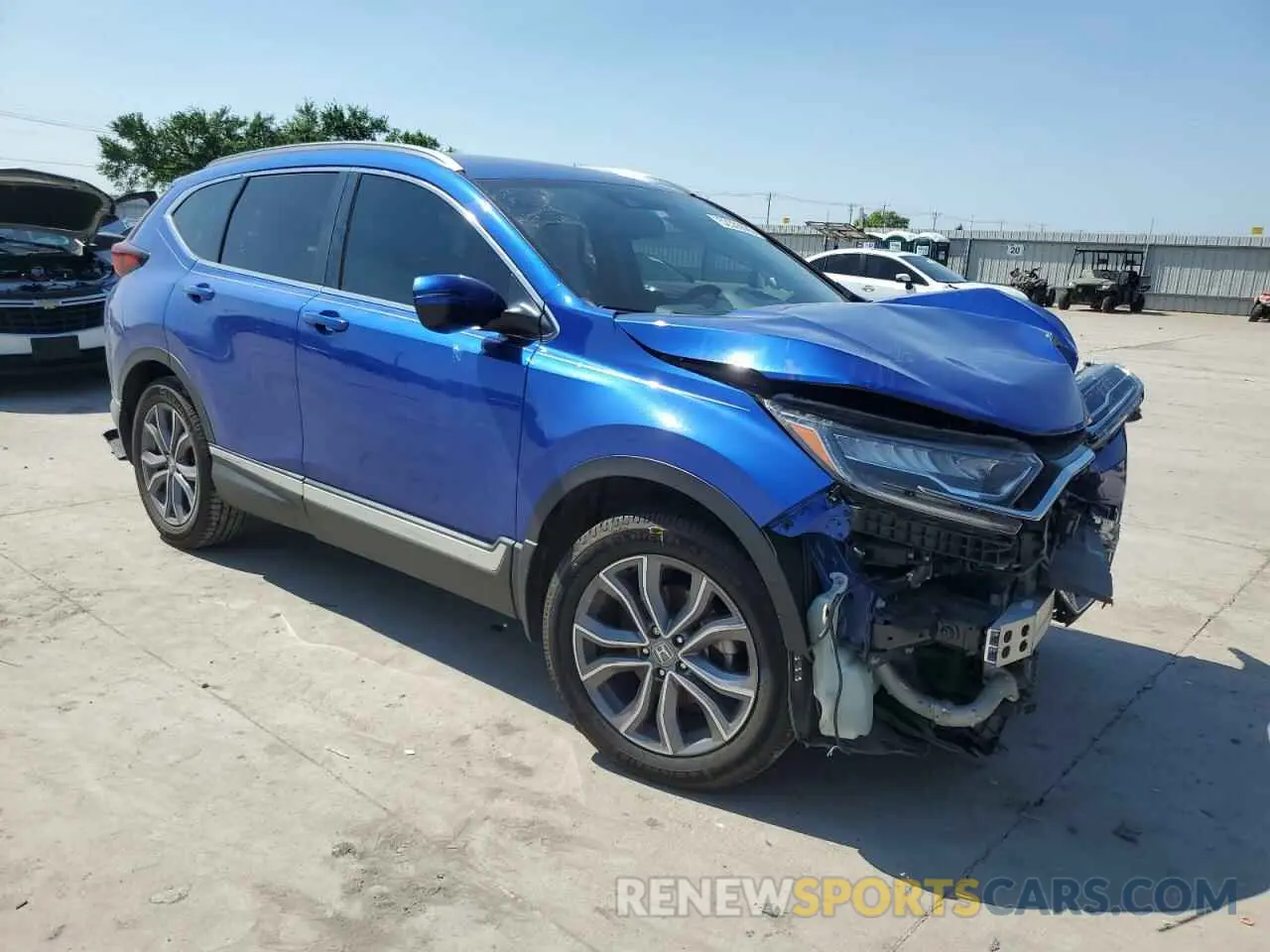 4 Photograph of a damaged car 7FARW1H92LE000011 HONDA CRV 2020