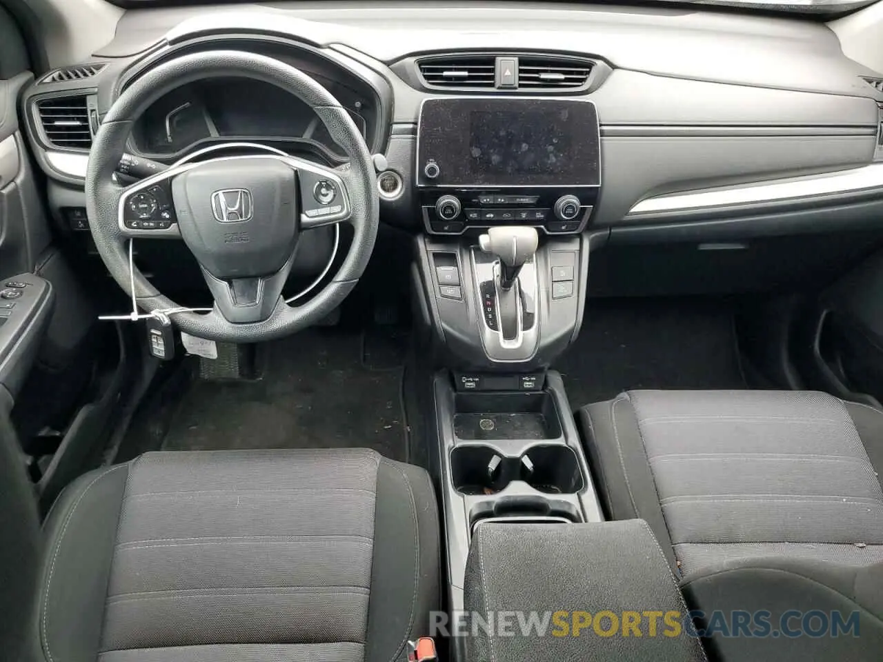 8 Photograph of a damaged car 2HKRW1H27MH002757 HONDA CRV 2021