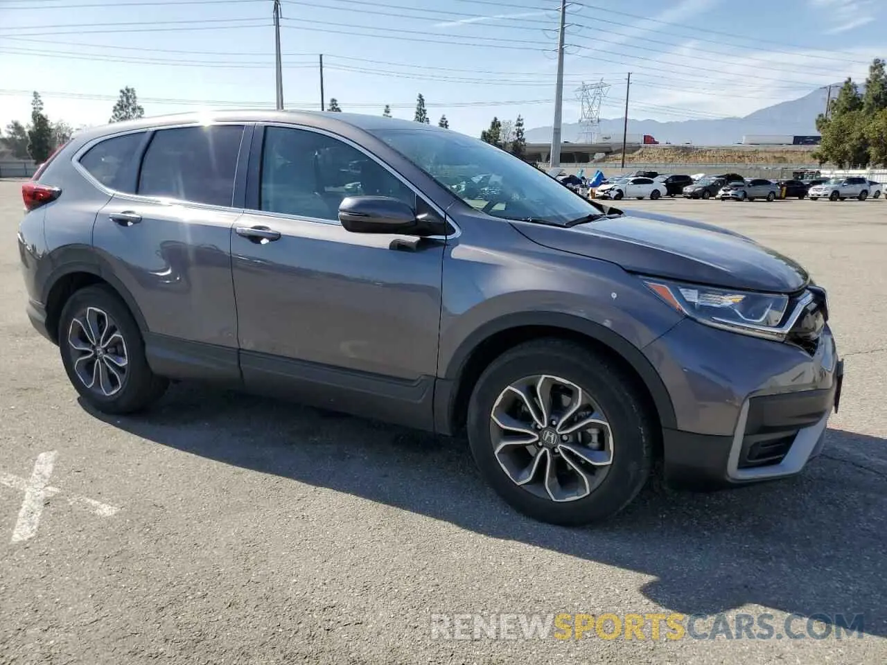 4 Photograph of a damaged car 2HKRW1H51MH404221 HONDA CRV 2021