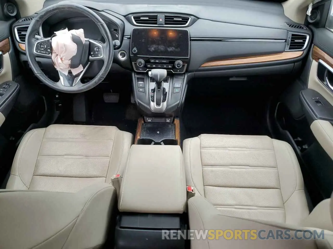8 Photograph of a damaged car 2HKRW1H95MH420683 HONDA CRV 2021