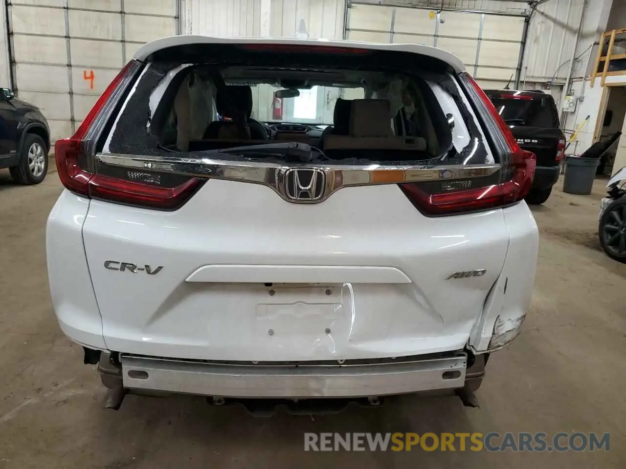 6 Photograph of a damaged car 2HKRW2H54MH627178 HONDA CRV 2021