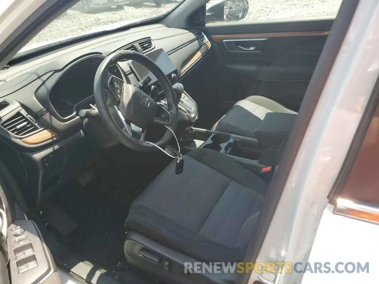 7 Photograph of a damaged car 2HKRW2H58MH673984 HONDA CRV 2021