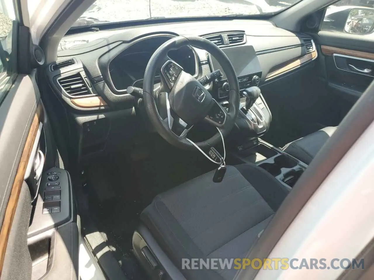 8 Photograph of a damaged car 2HKRW2H58MH673984 HONDA CRV 2021