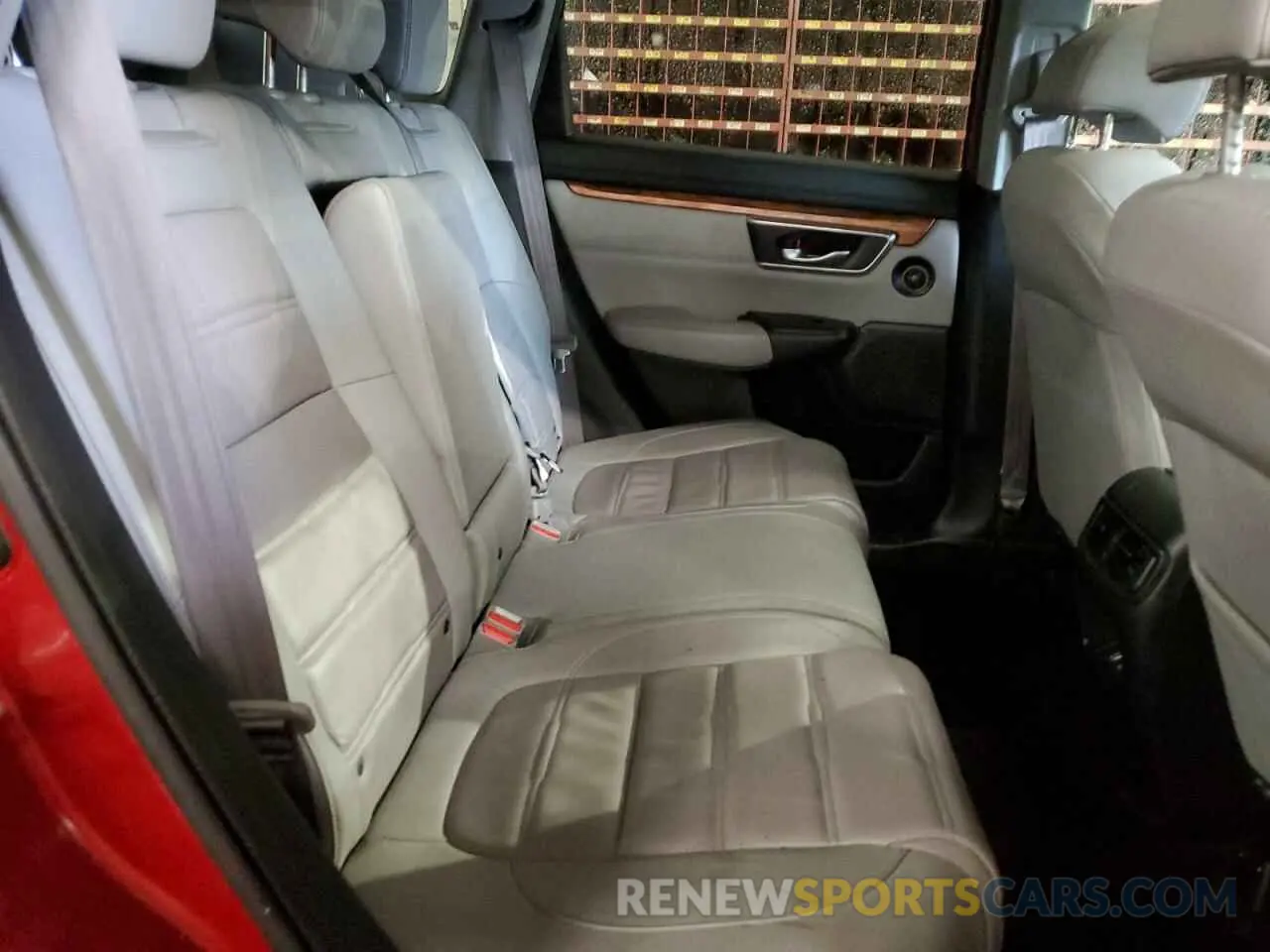 10 Photograph of a damaged car 2HKRW2H83MH610852 HONDA CRV 2021