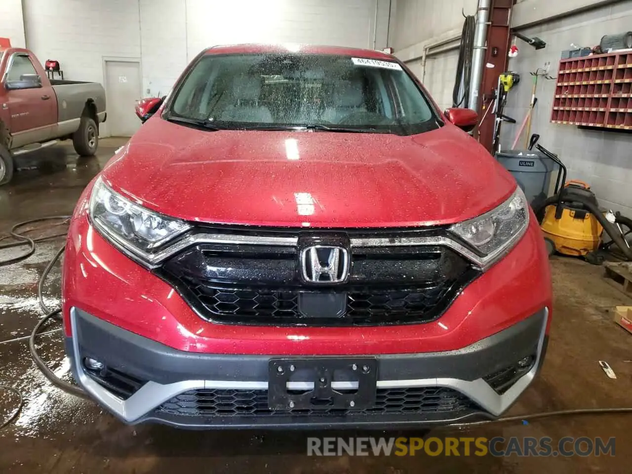 5 Photograph of a damaged car 2HKRW2H83MH610852 HONDA CRV 2021