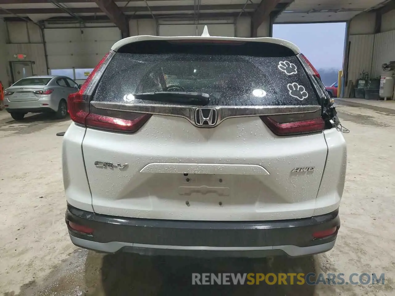 6 Photograph of a damaged car 2HKRW2H87MH637651 HONDA CRV 2021