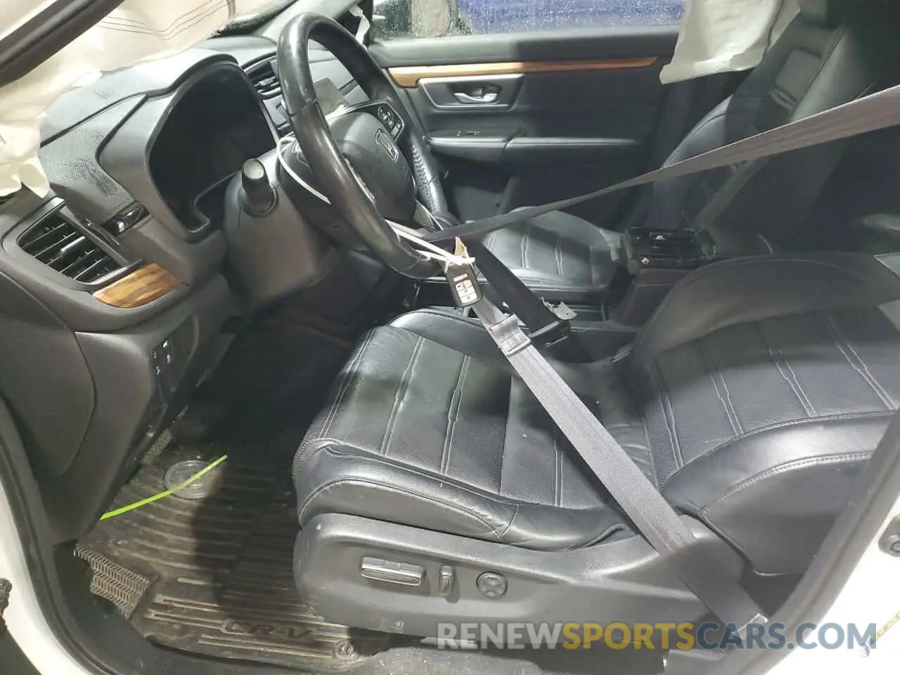 7 Photograph of a damaged car 2HKRW2H87MH637651 HONDA CRV 2021