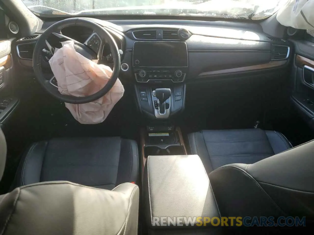 8 Photograph of a damaged car 2HKRW2H93MH638790 HONDA CRV 2021