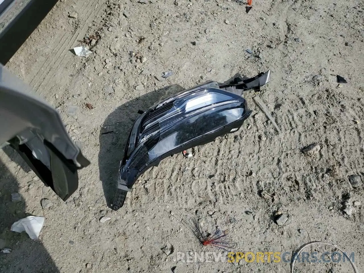 13 Photograph of a damaged car 2HKRW2H93MH669246 HONDA CRV 2021