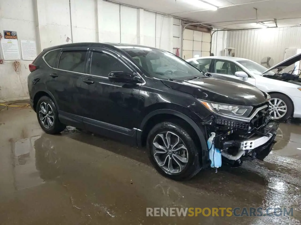 4 Photograph of a damaged car 5J6RW2H55ML005551 HONDA CRV 2021