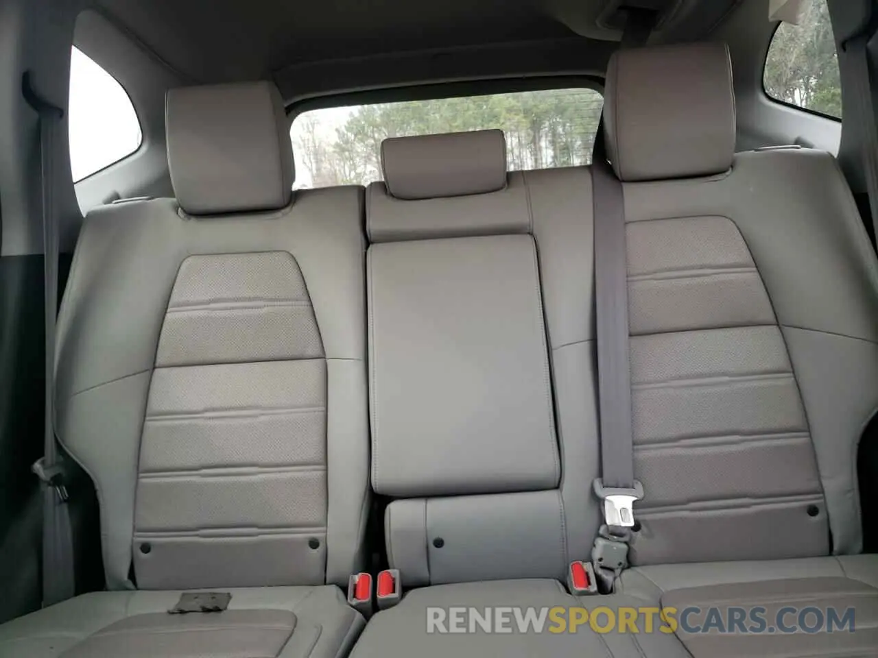 10 Photograph of a damaged car 5J6RW2H87MA009770 HONDA CRV 2021