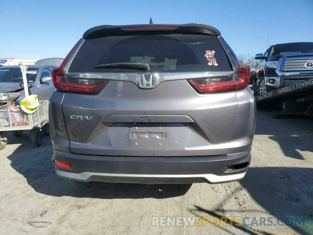 6 Photograph of a damaged car 7FARW1H83ME000186 HONDA CRV 2021
