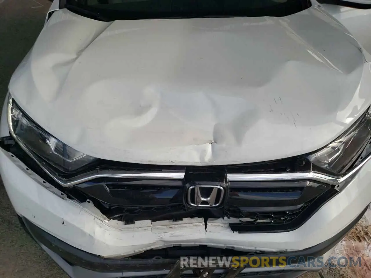 12 Photograph of a damaged car 2HKRW1H87NH406602 HONDA CRV 2022