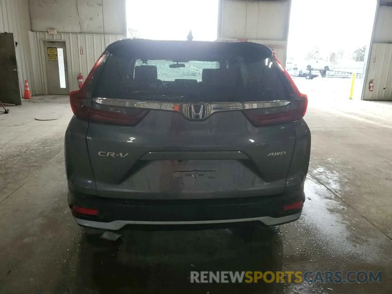6 Photograph of a damaged car 2HKRW2H51NH618844 HONDA CRV 2022