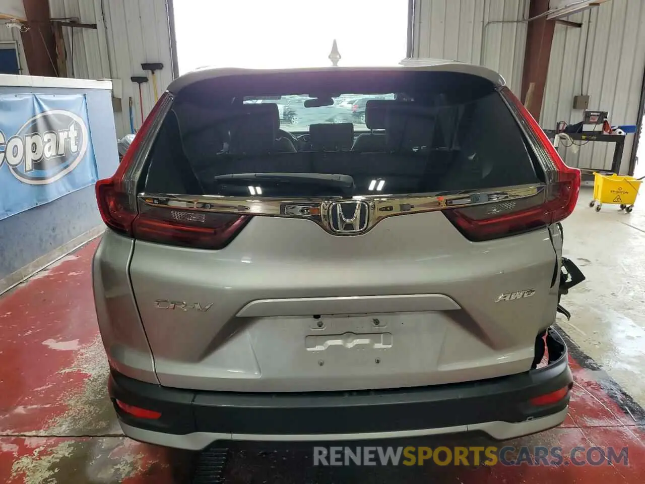 6 Photograph of a damaged car 2HKRW2H54NH618370 HONDA CRV 2022